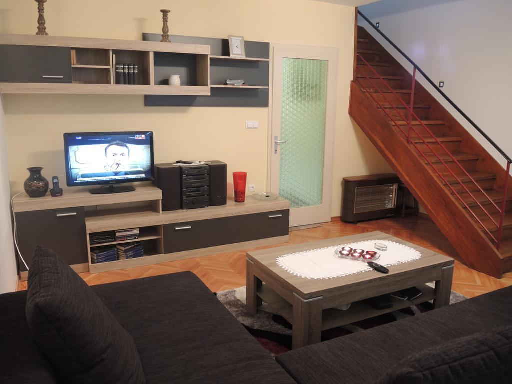 Apartment In Centre For 7 Split Habitación foto